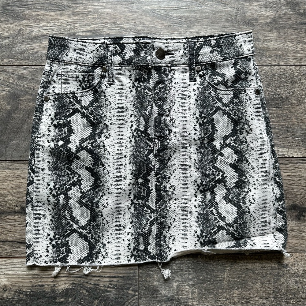 Snake Skin Print Skirt